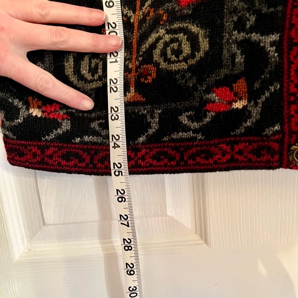 Icelandic Design wool floral lined button up embellished sweater jacket - Picture 7 of 12